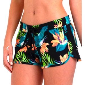 U.S. Apparel Birds of Paradise shorts‎ XS Womens Multicolor